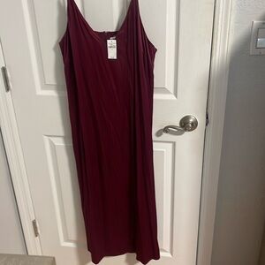 NWT Silky GAP  wine color dress with lining
